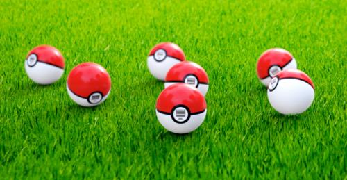 Un chargeur Pokéball pour ne plus tomber en panne de batterie pendant votre chasse Pokémon GO